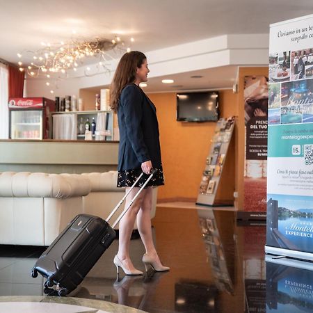 Hotel Residence Montelago Ternate  Dış mekan fotoğraf