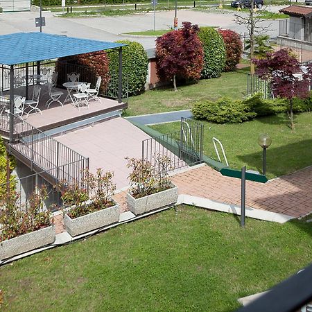 Hotel Residence Montelago Ternate  Dış mekan fotoğraf